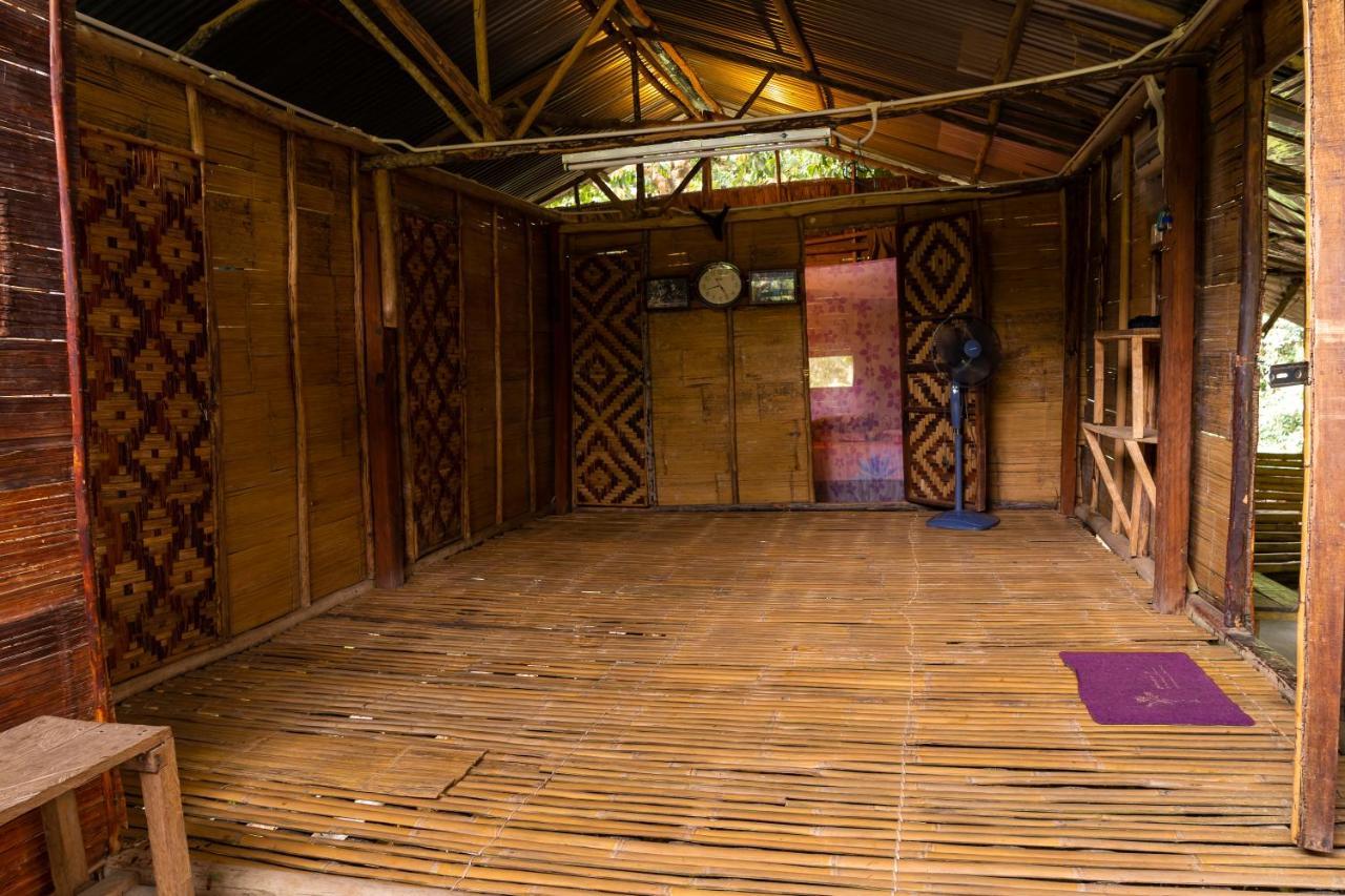 Rain Forest Inn Ringlet Экстерьер фото