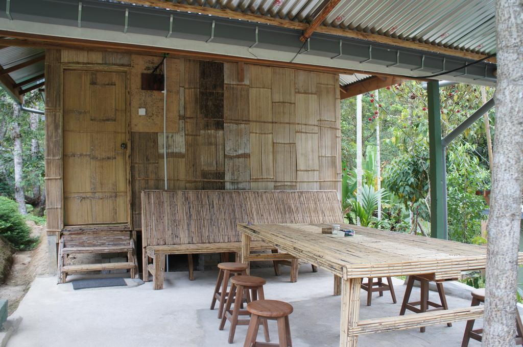 Rain Forest Inn Ringlet Экстерьер фото