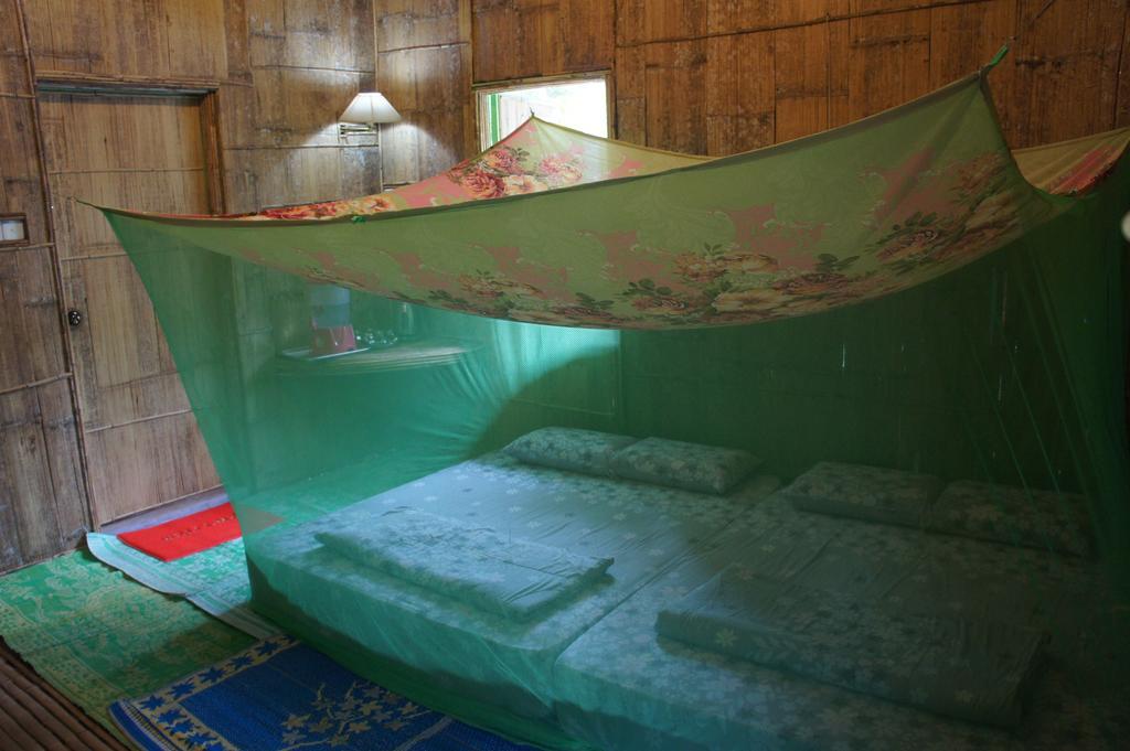 Rain Forest Inn Ringlet Экстерьер фото